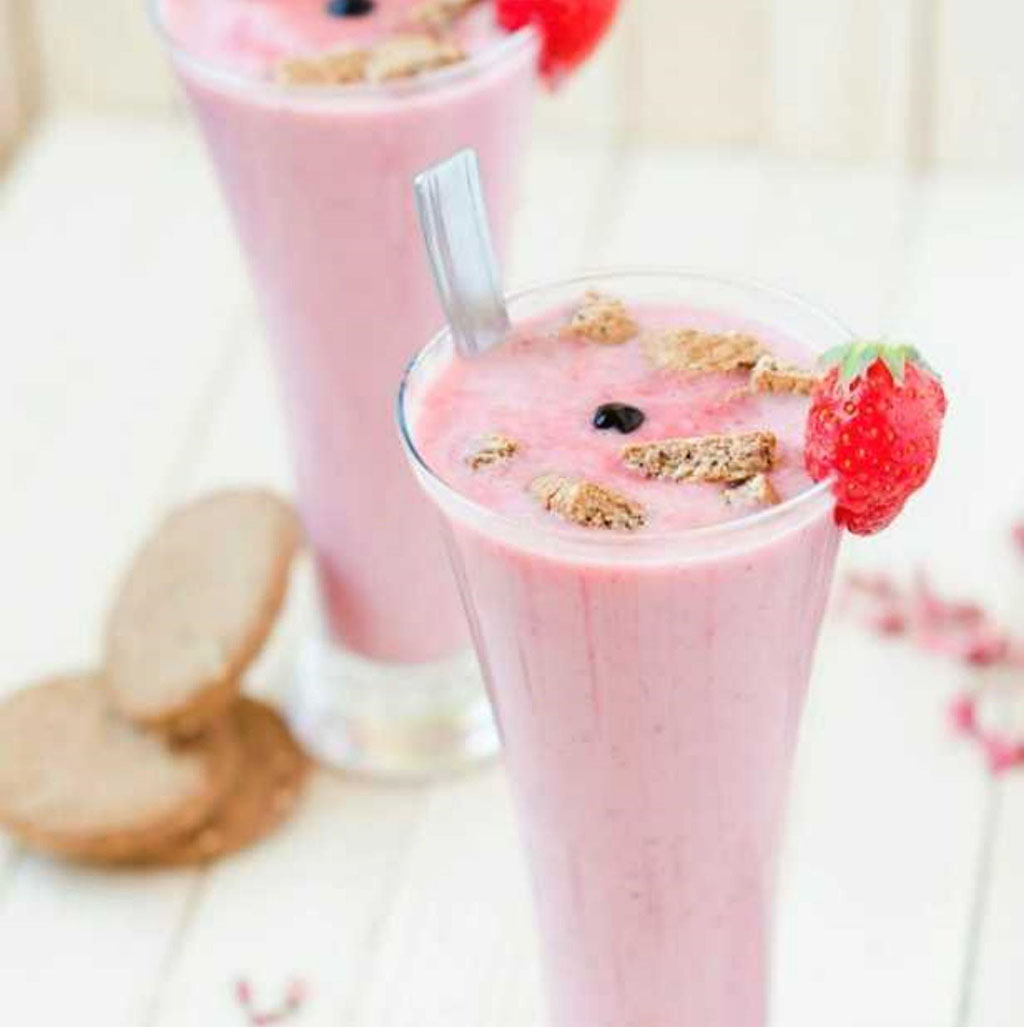 Strawberry-Yogurt Shake recipe